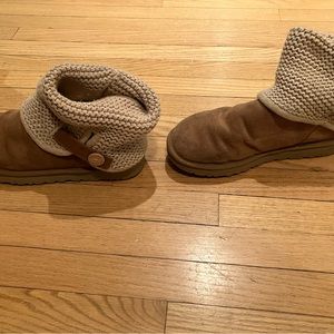 UGG knit sock boots size 11. In excellent condition!